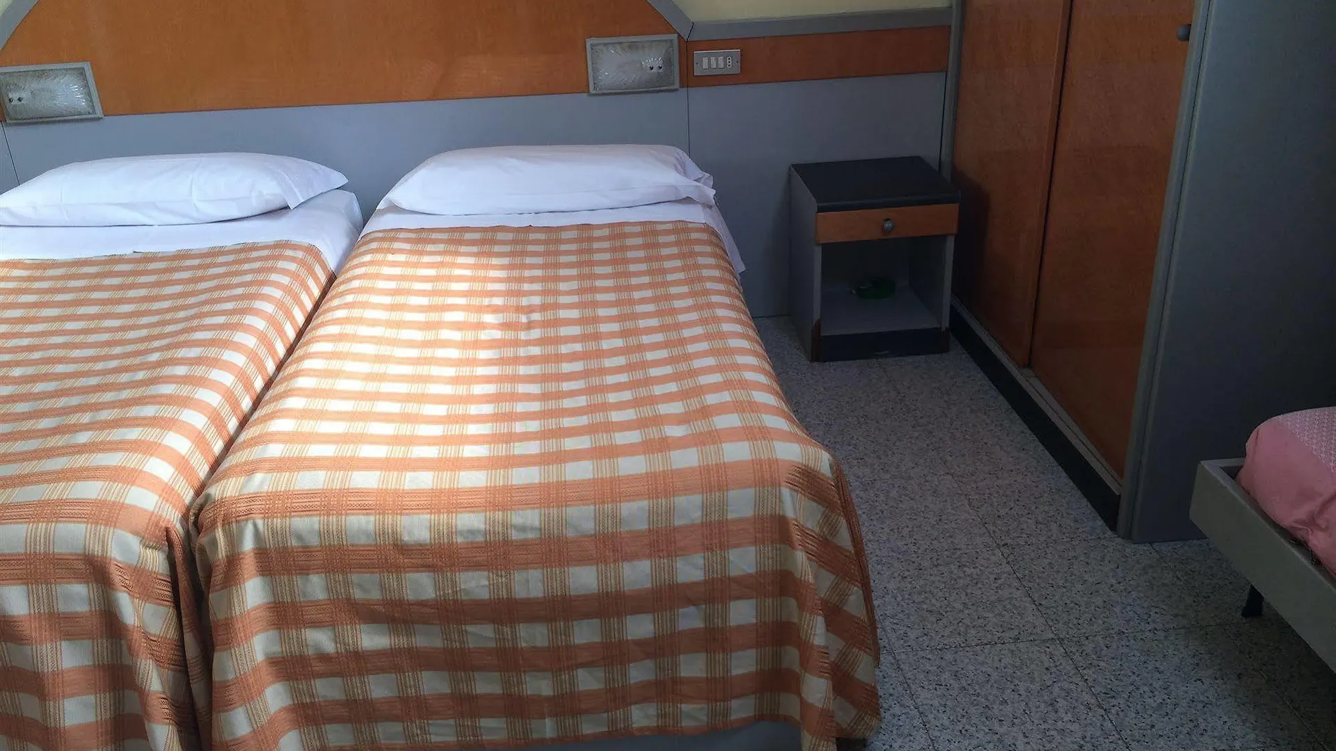 ***  Hotel Mazzini Letoianni Itália