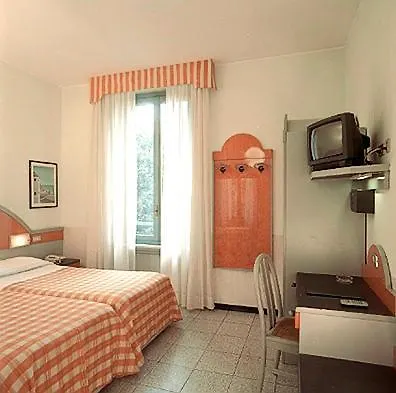 ***  Hotel Mazzini Letoianni Itália